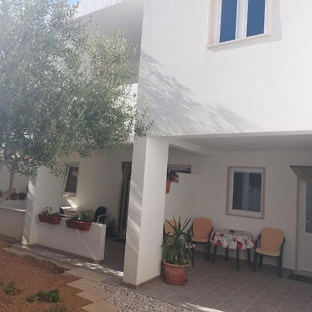 Apartments Slavica โบล ภายนอก รูปภาพ