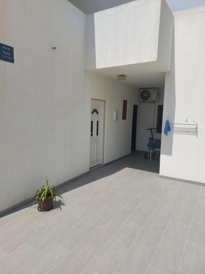 Apartments Slavica โบล ภายนอก รูปภาพ